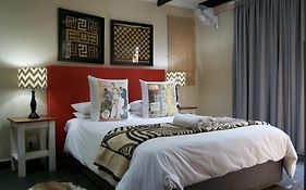 Khayamanzi Guesthouse Hartbeespoort 3*