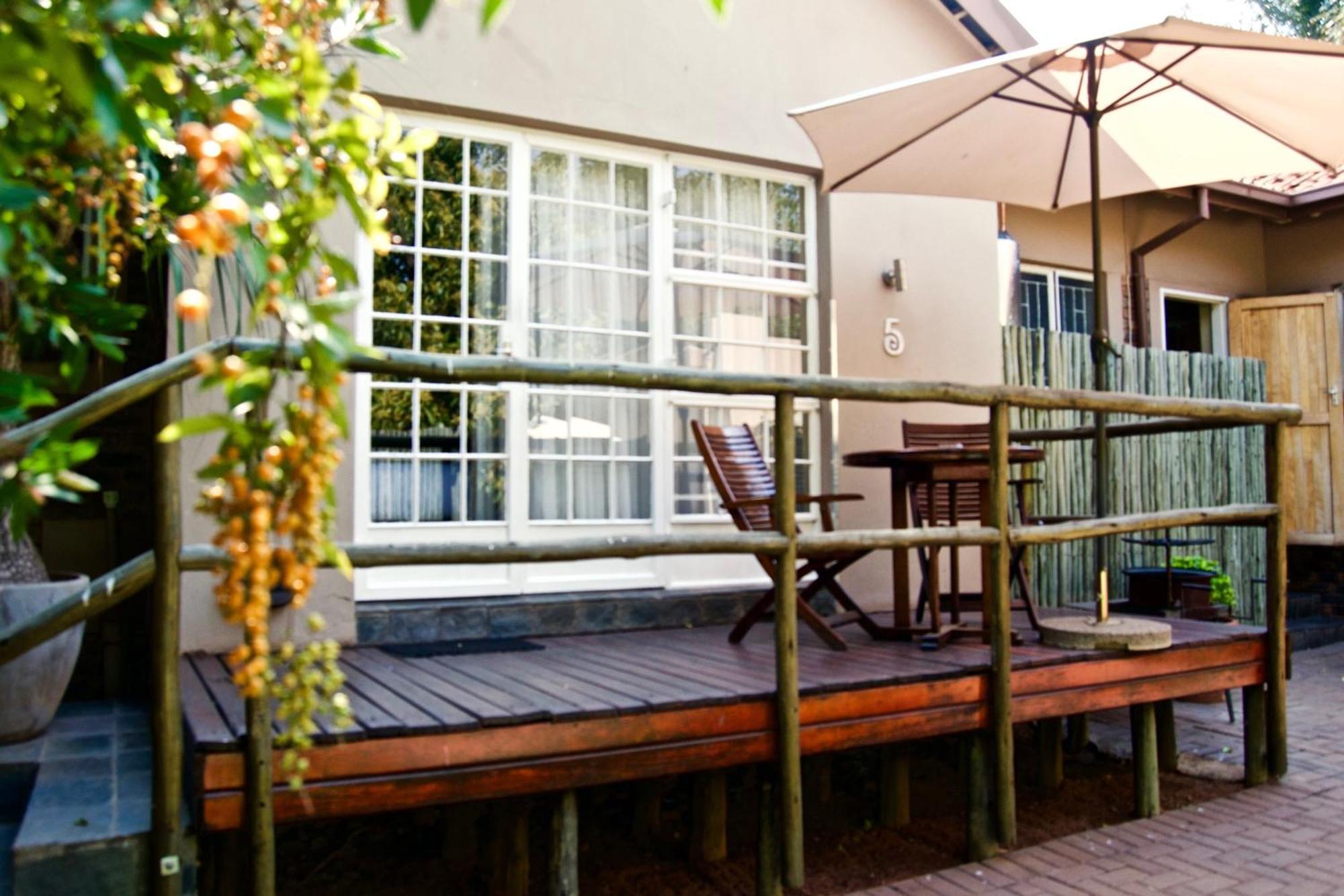 Khayamanzi Guesthouse Hartbeespoort Exterior photo